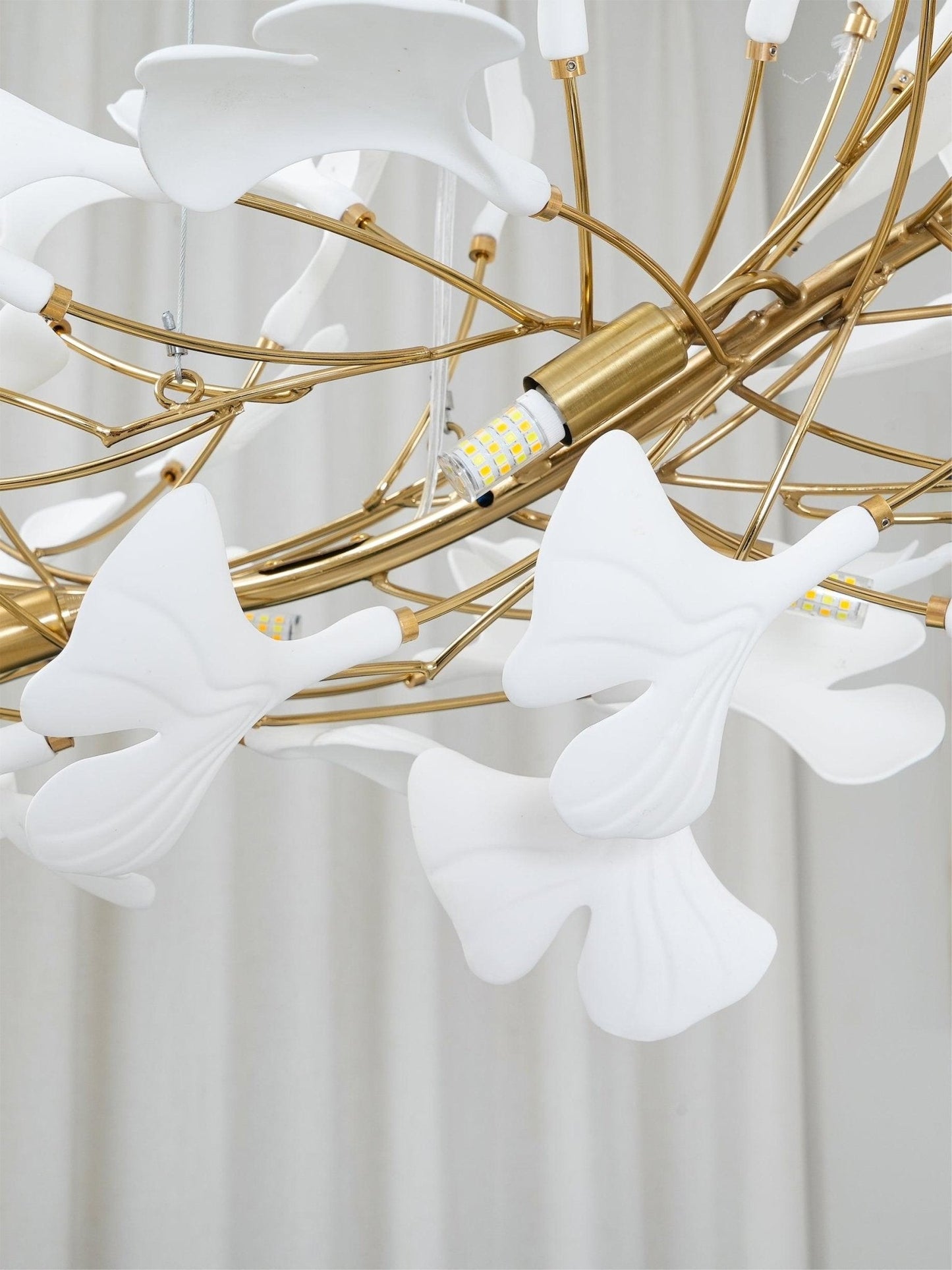 Gnuhi Horizon Bloom Gingko Chandelier